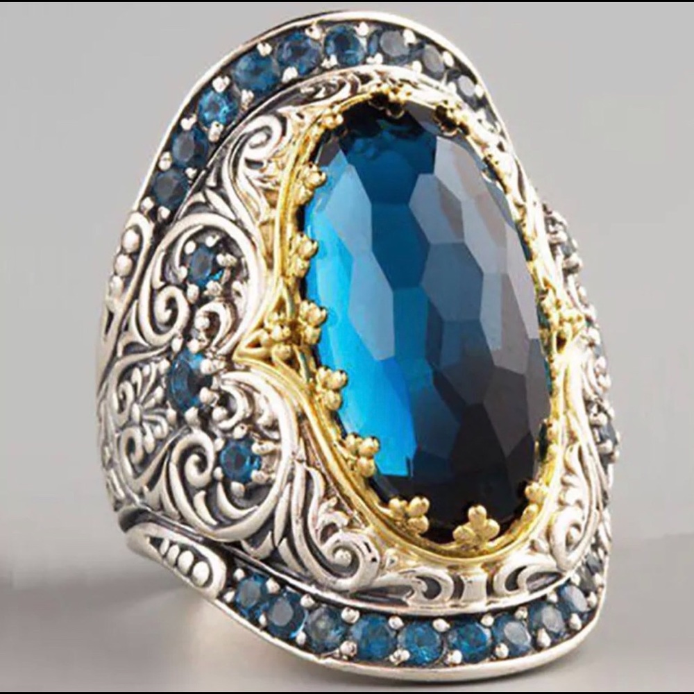 New beautiful sterling silver ring